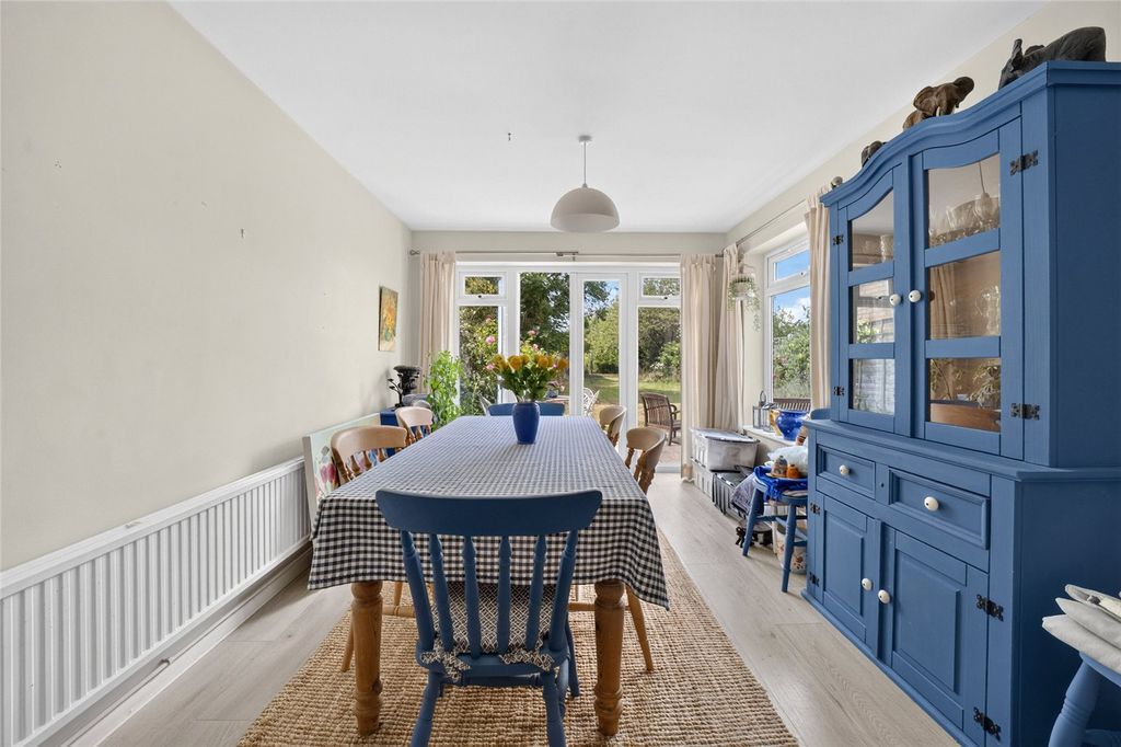 Property photo 3 of 24 Dining Room