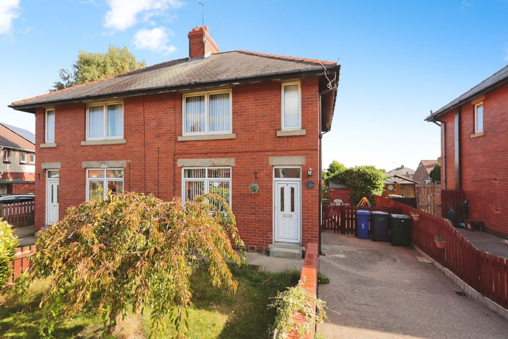 Property photo 2 of 15
