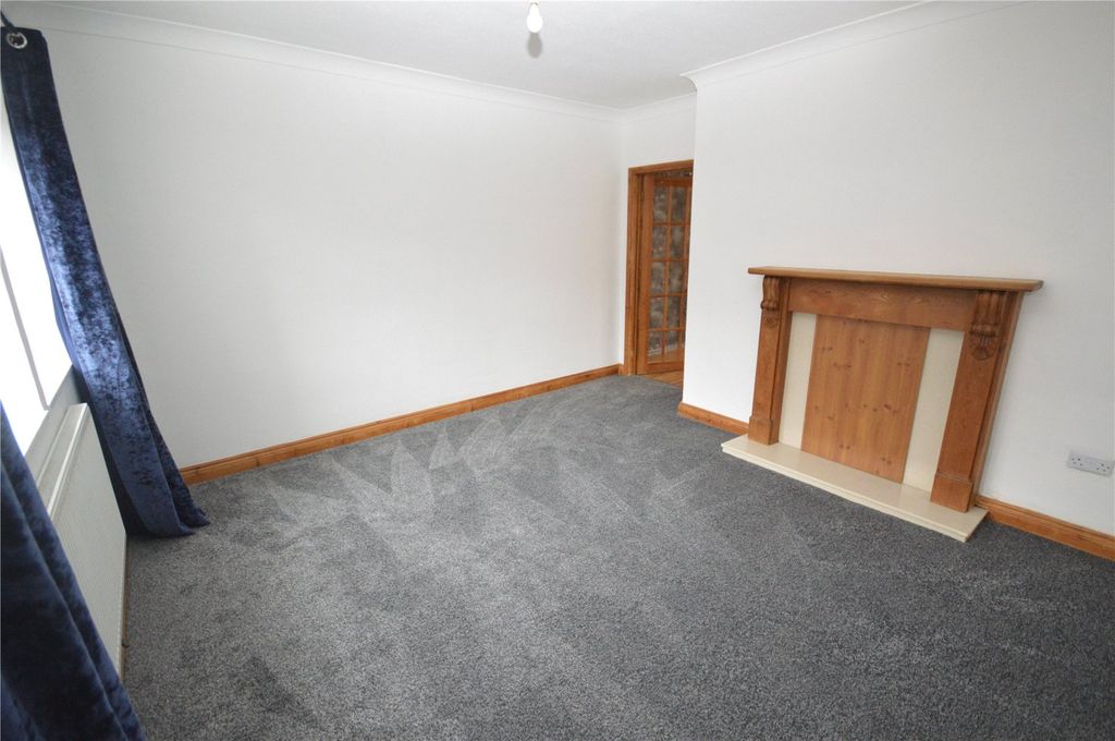 Property photo 2 of 14 Picture No. 22