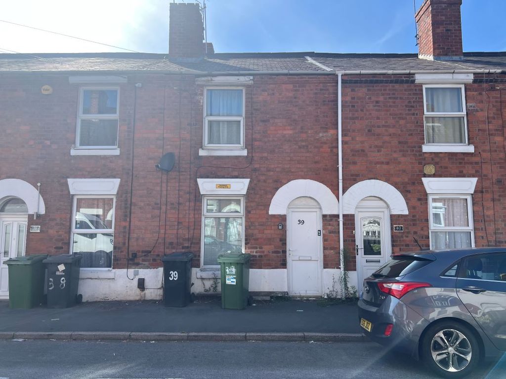 Property photo 1 of 2