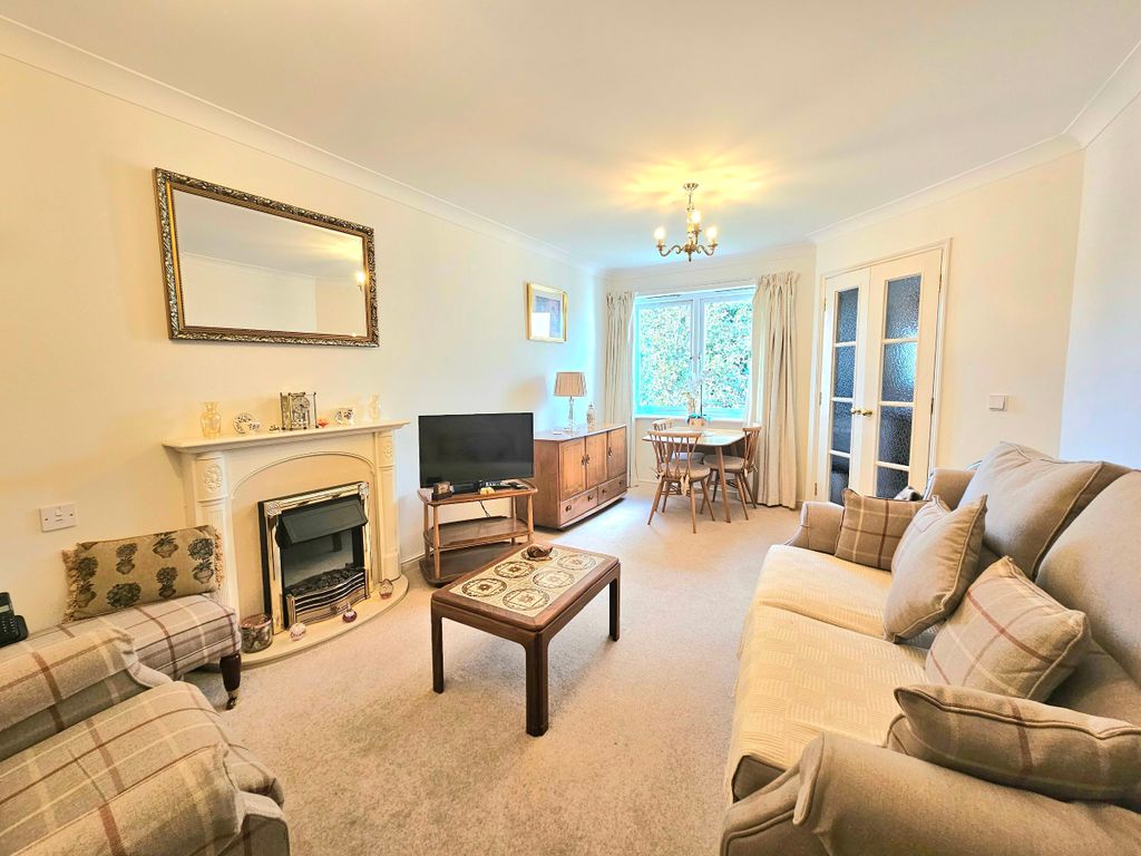 Property photo 2 of 26