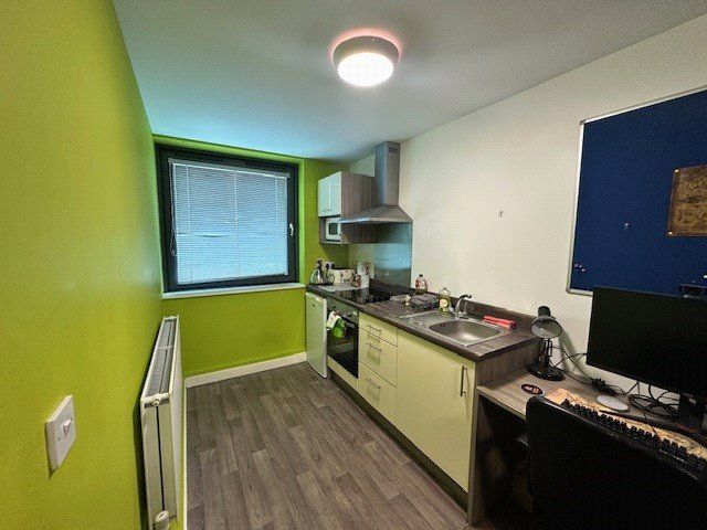 Property photo 3 of 8 Picture No. 06