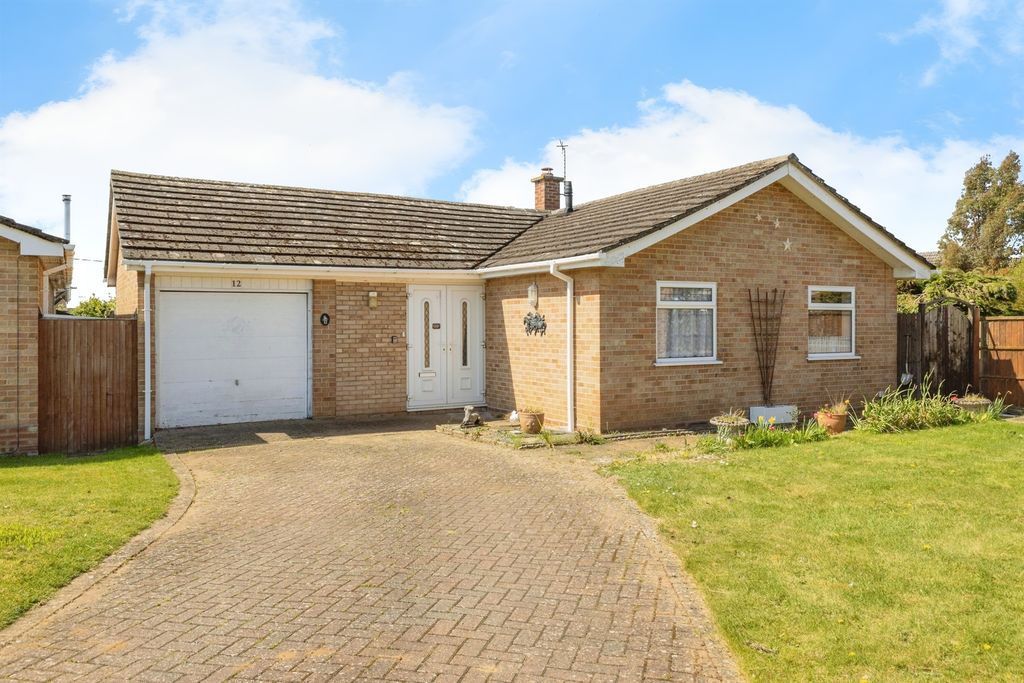 Property photo 1 of 17