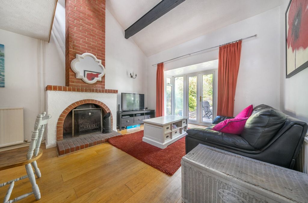 Property photo 3 of 14 1362678-5-68E506B...