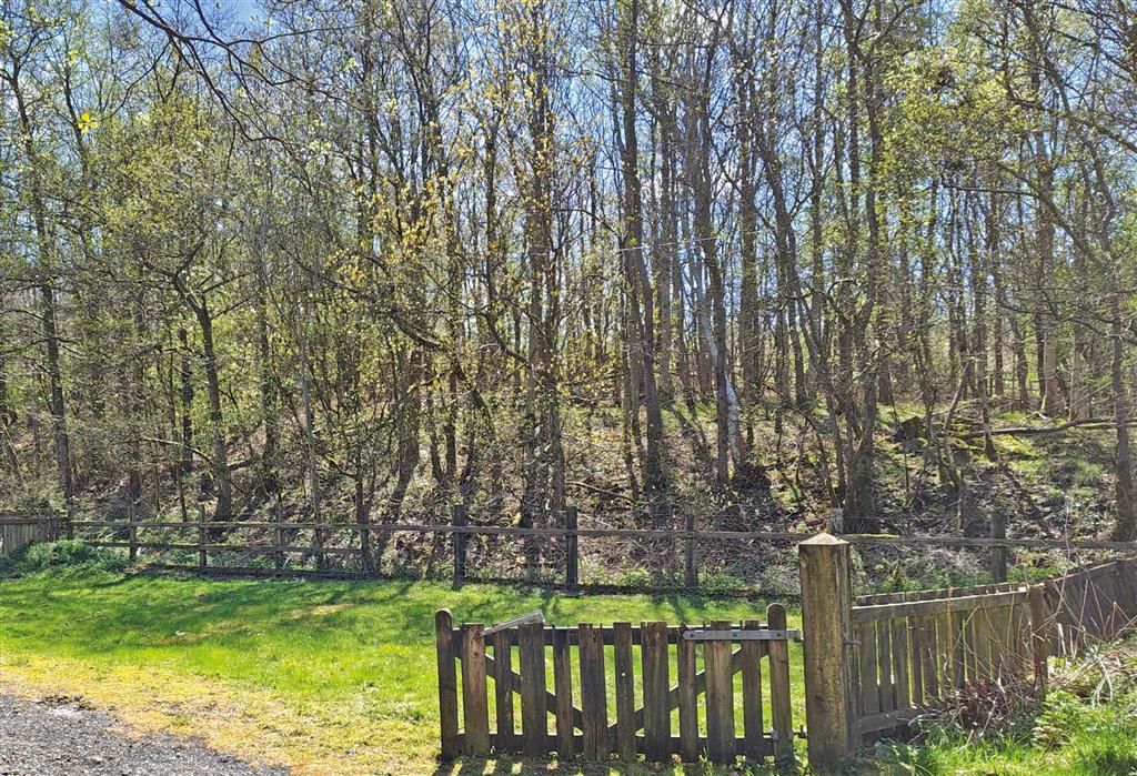 Property photo 2 of 3