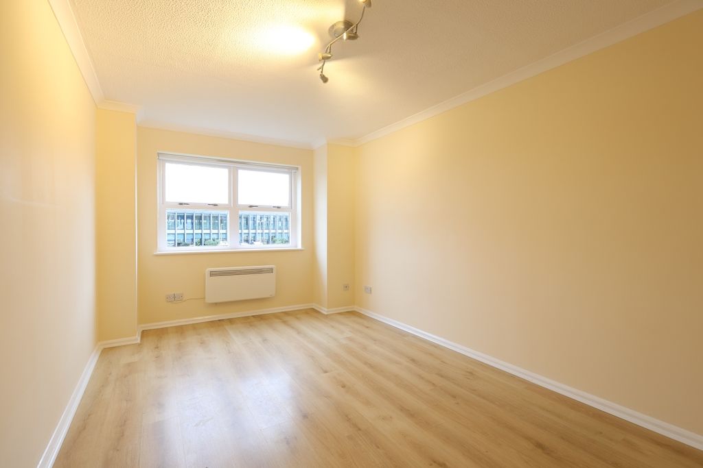 Property photo 3 of 10 Reception Room