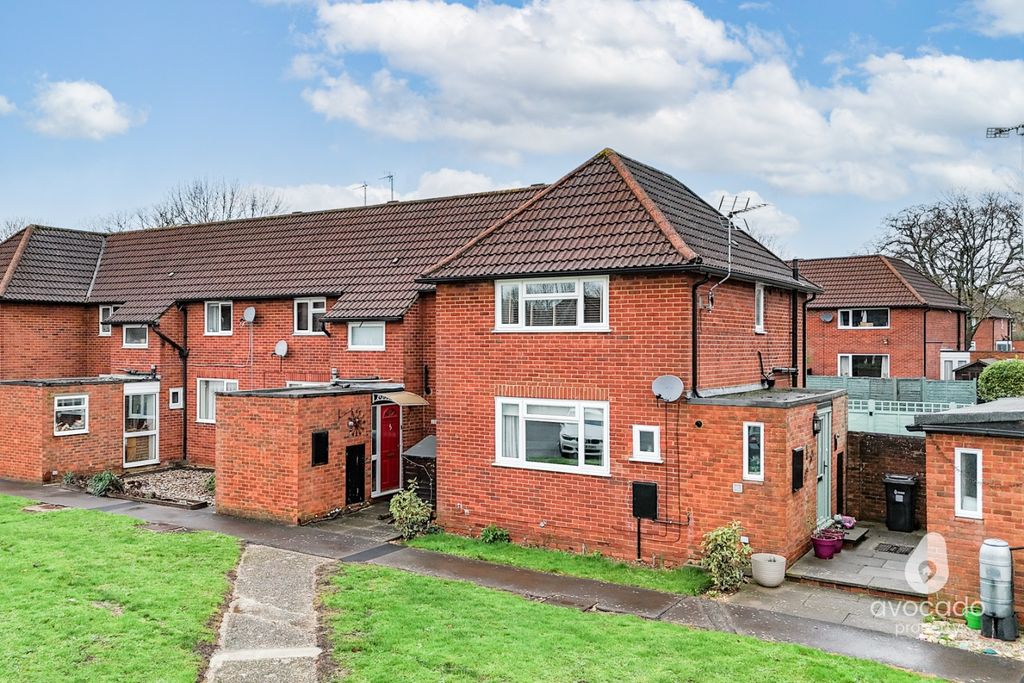 Property photo 1 of 18 4850564