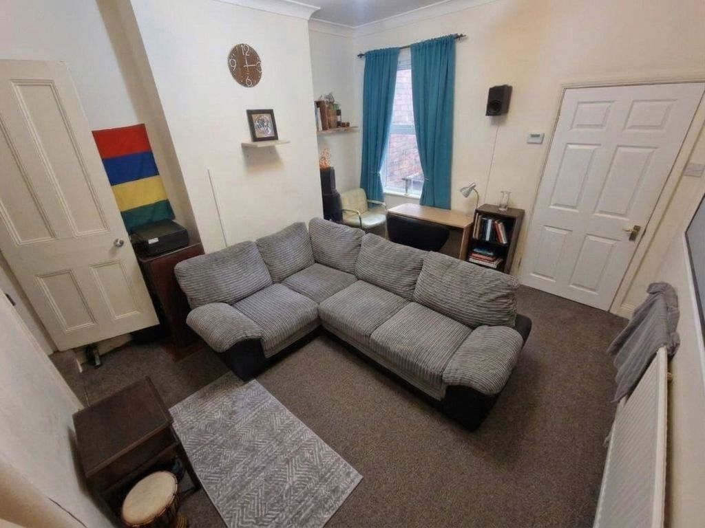 Property photo 3 of 8
