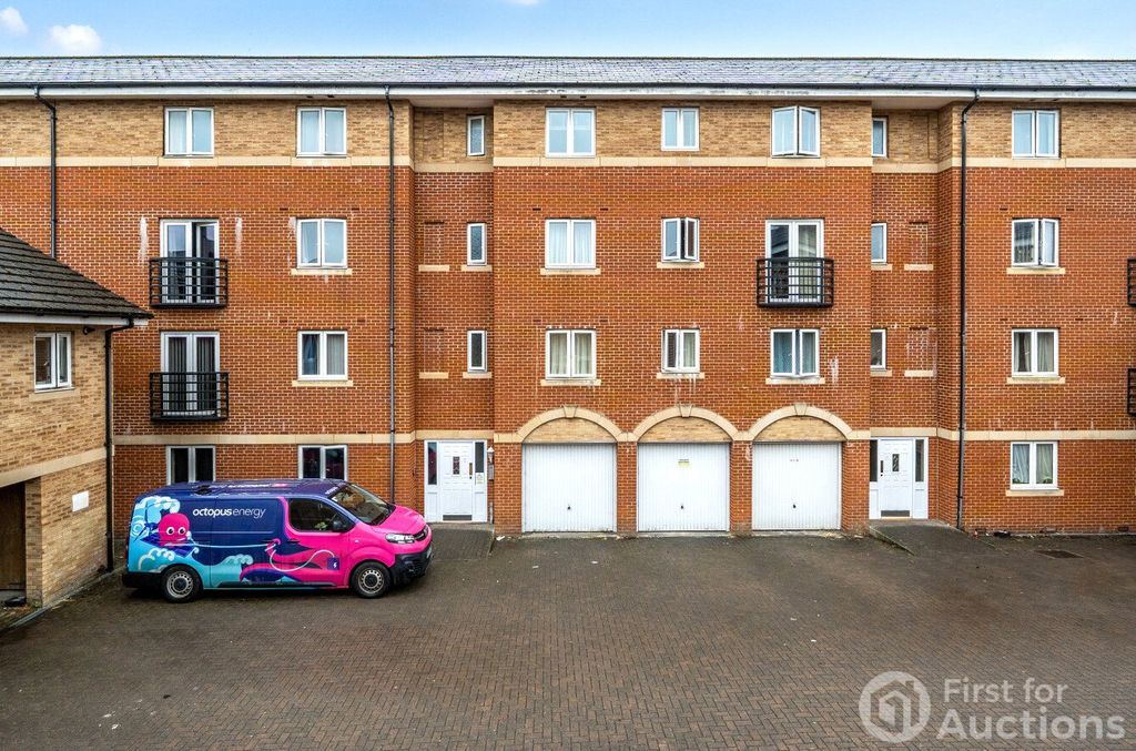 Property photo 1 of 13 1