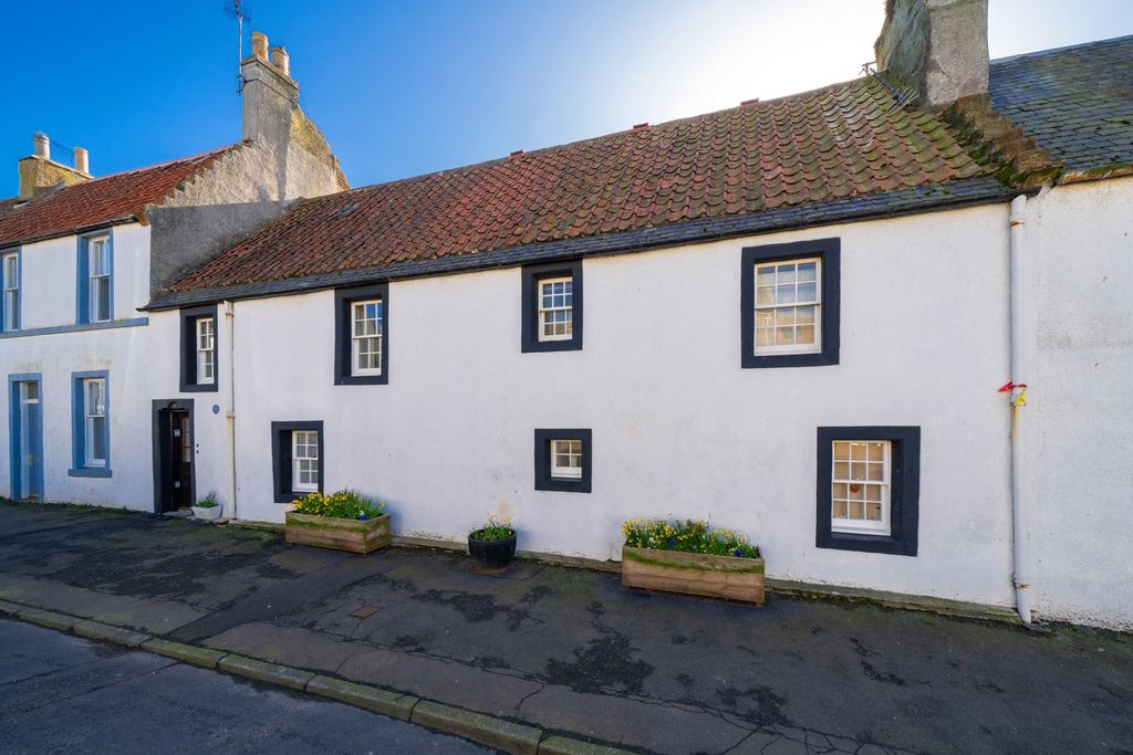 Property photo 1 of 21 Photo 7