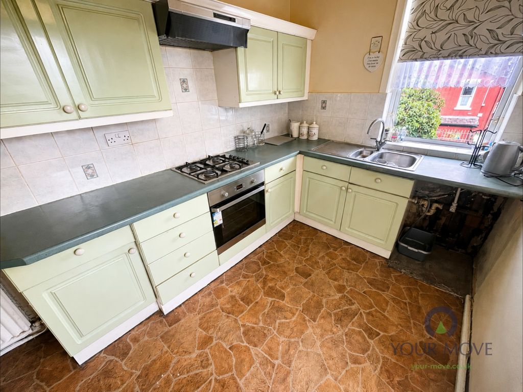 Property photo 3 of 11 Pbox-Img.Png