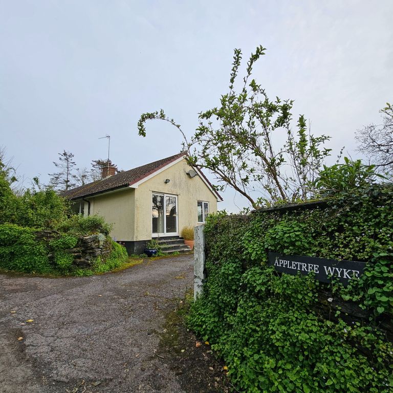 Property photo 1 of 6