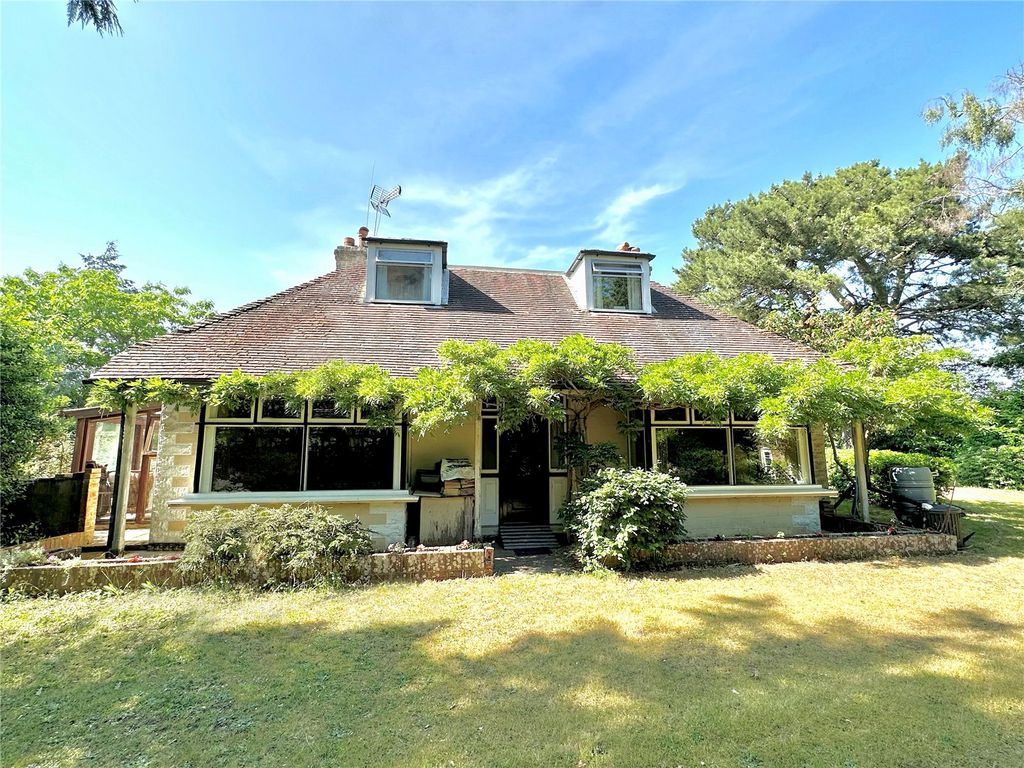 Property photo 2 of 15 Picture No. 01