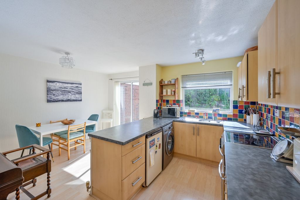 Property photo 2 of 16 Gcg-1