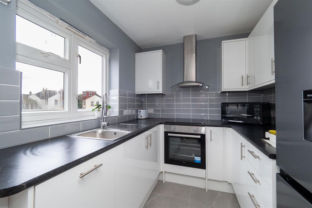 Property photo 2 of 7 Tc-004.Jpg