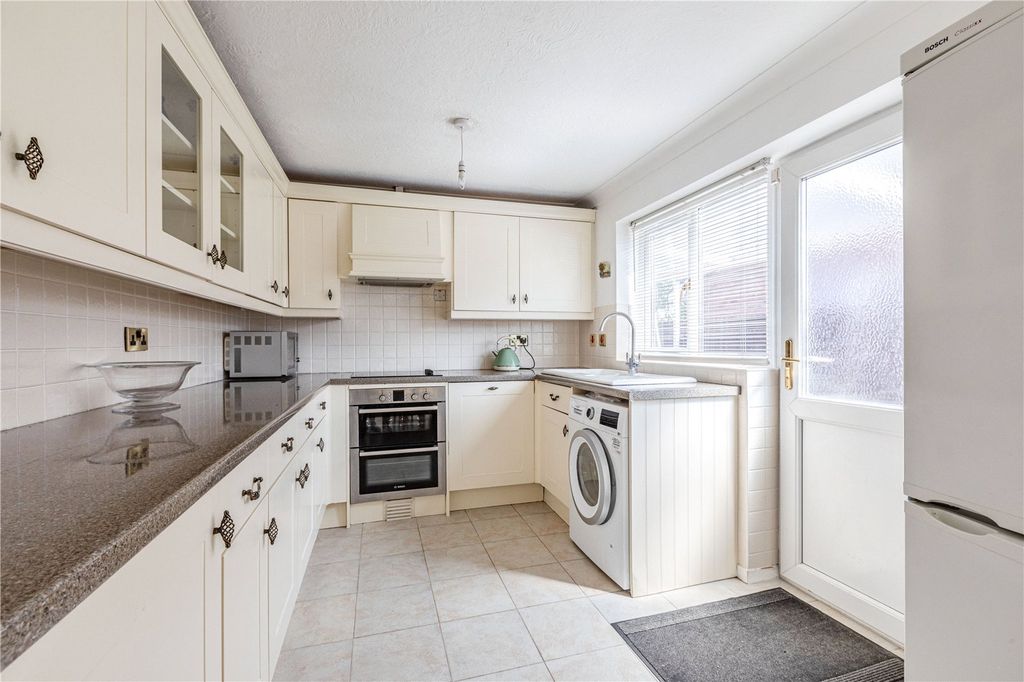 Property photo 3 of 18 Picture No. 02
