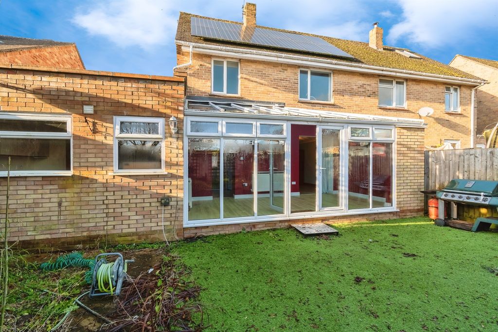 Property photo 3 of 22