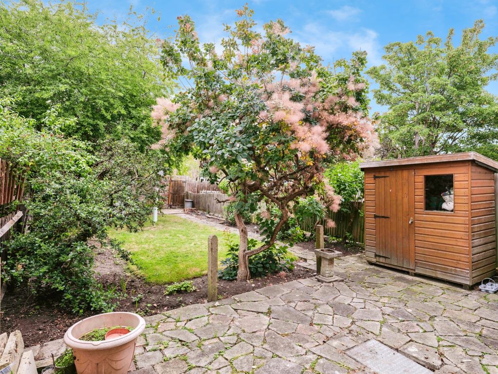 Property photo 1 of 18 Garden