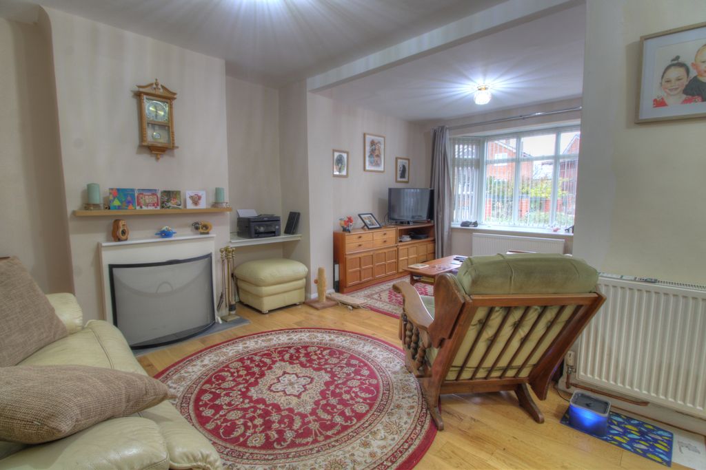 Property photo 2 of 11 Photo #2