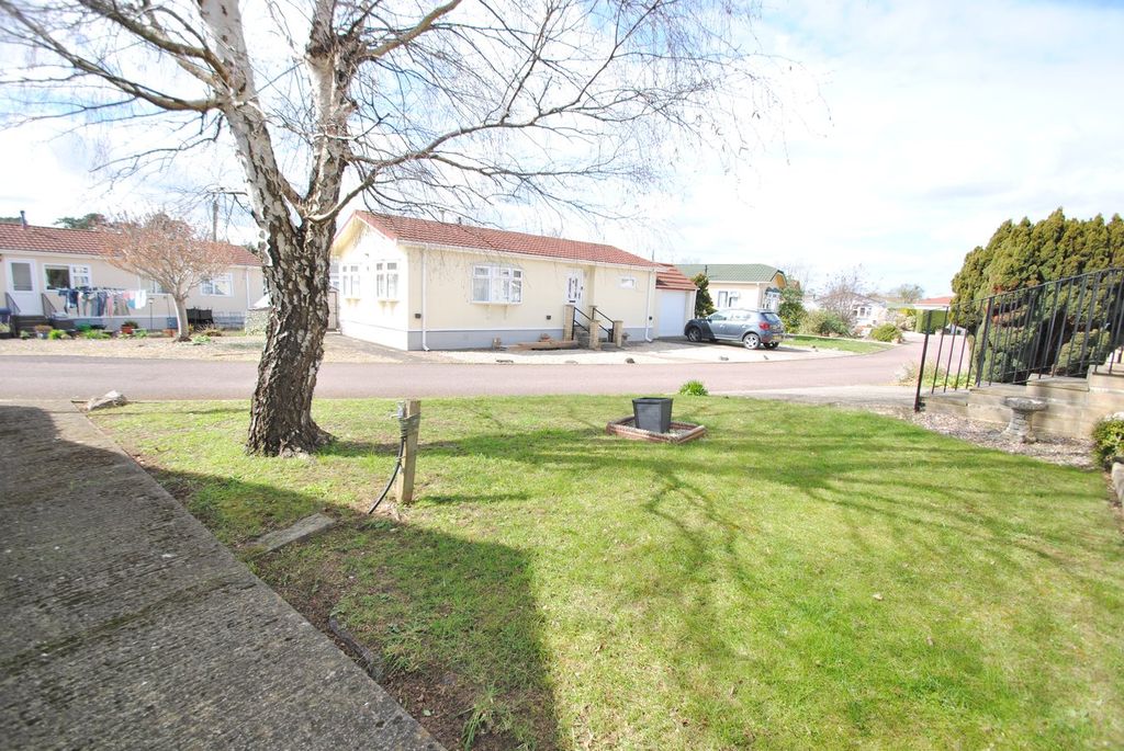 Property photo 2 of 15