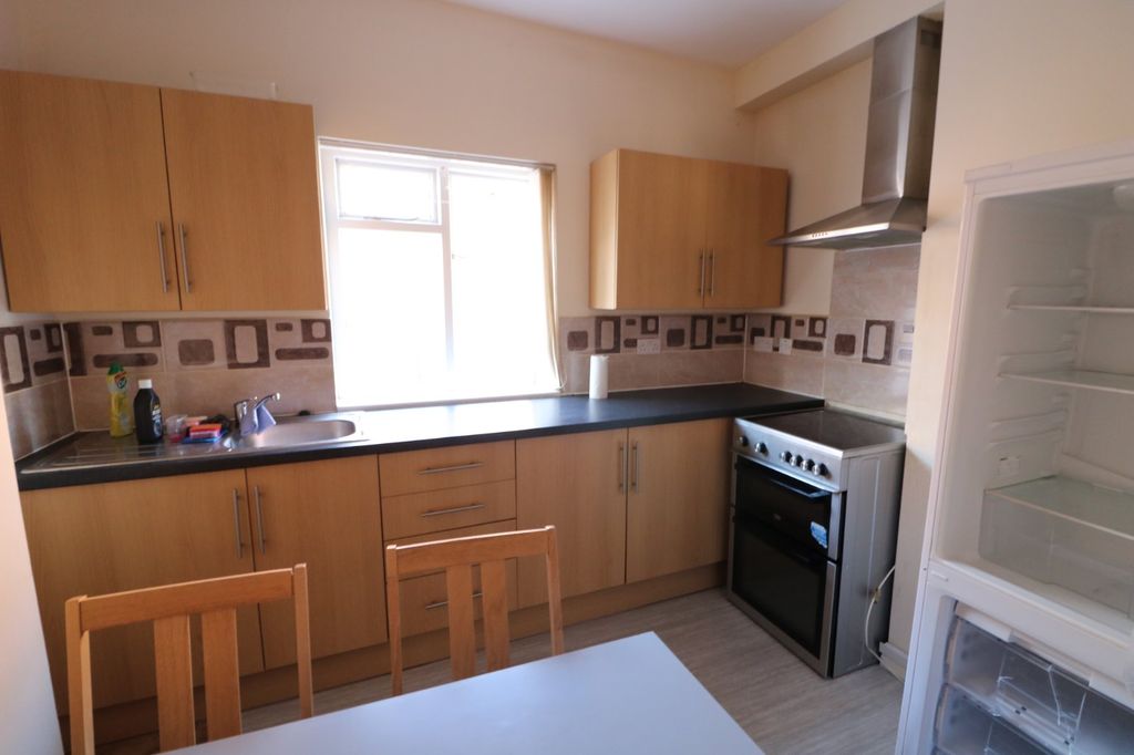 Property photo 2 of 6 Picture No. 02
