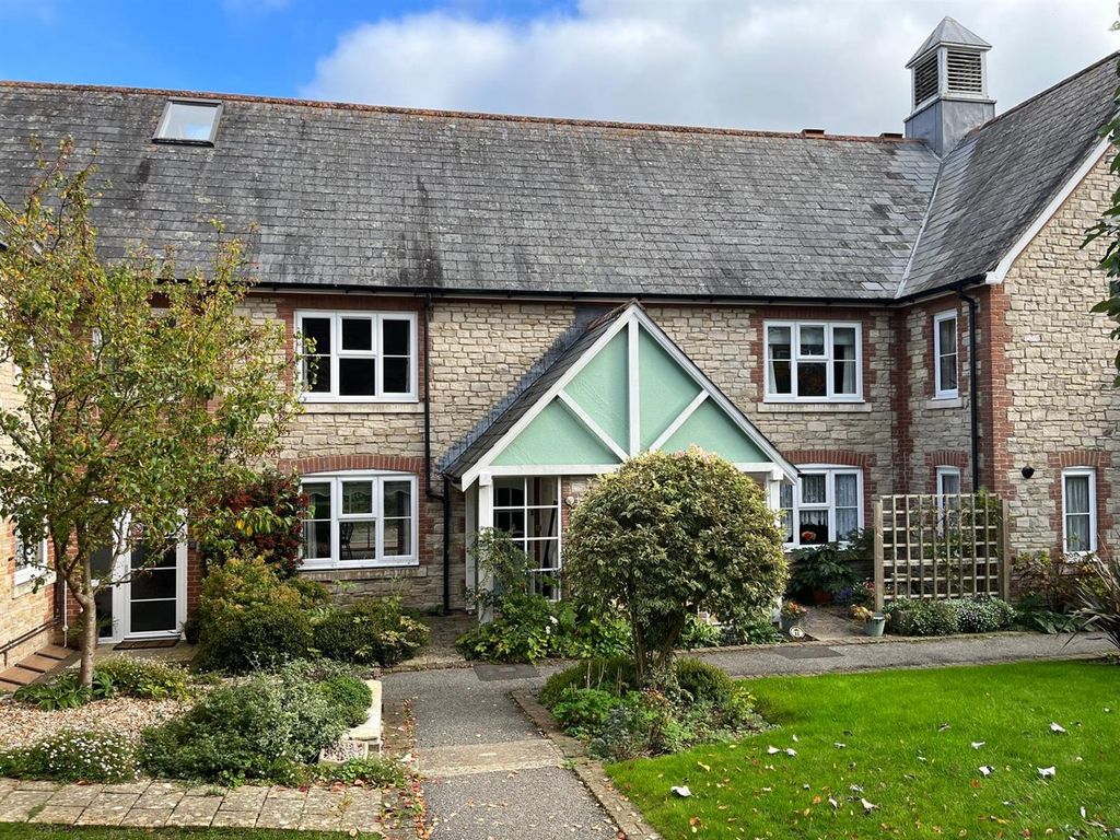 Property photo 1 of 14 2E77B228-59ce-4B66-Ad79-ee5c874B78B1.Jpg