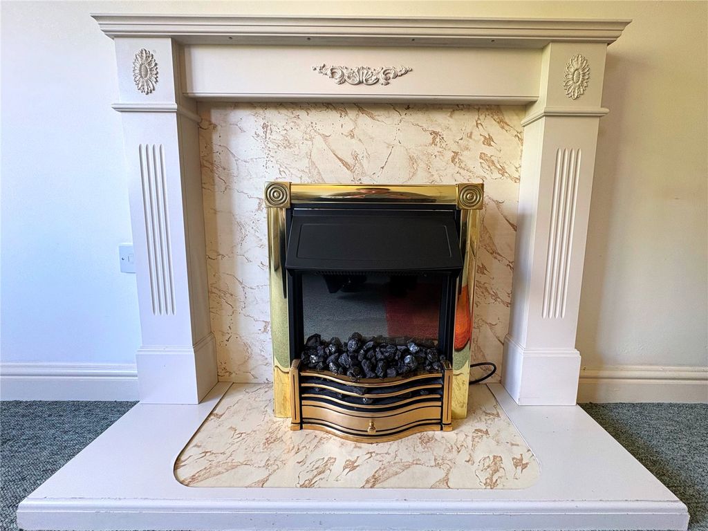 Property photo 3 of 17 Picture No. 21