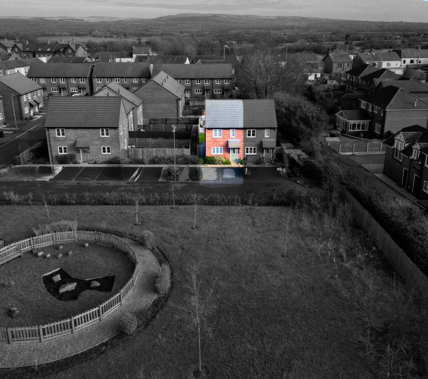 Property photo 1 of 26