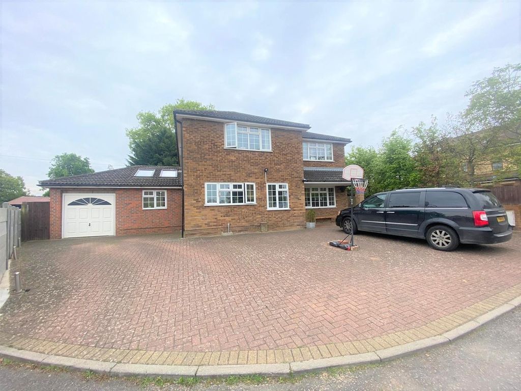Property photo 1 of 22 External