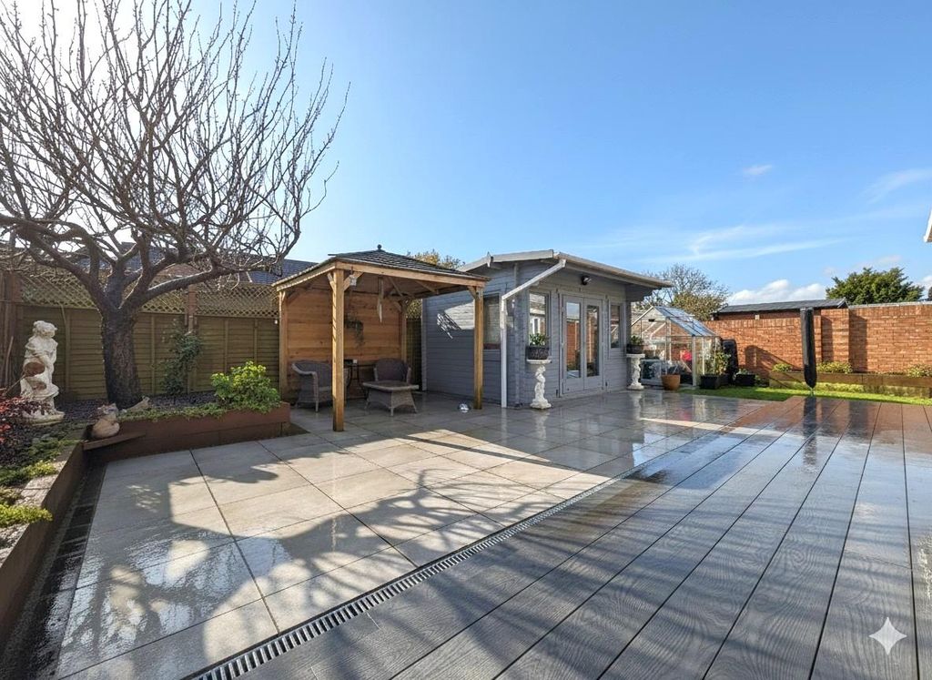 Property photo 2 of 19 Gemini_Generated_Image_K1Wzy5K1Wzy5K1Wz.Jpg