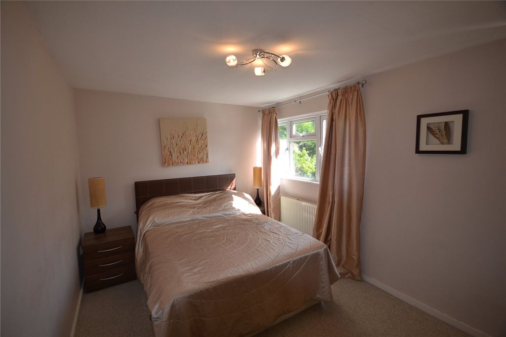 Property photo 3 of 7 Bedroom