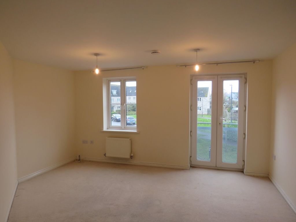 Property photo 2 of 9 Living Room