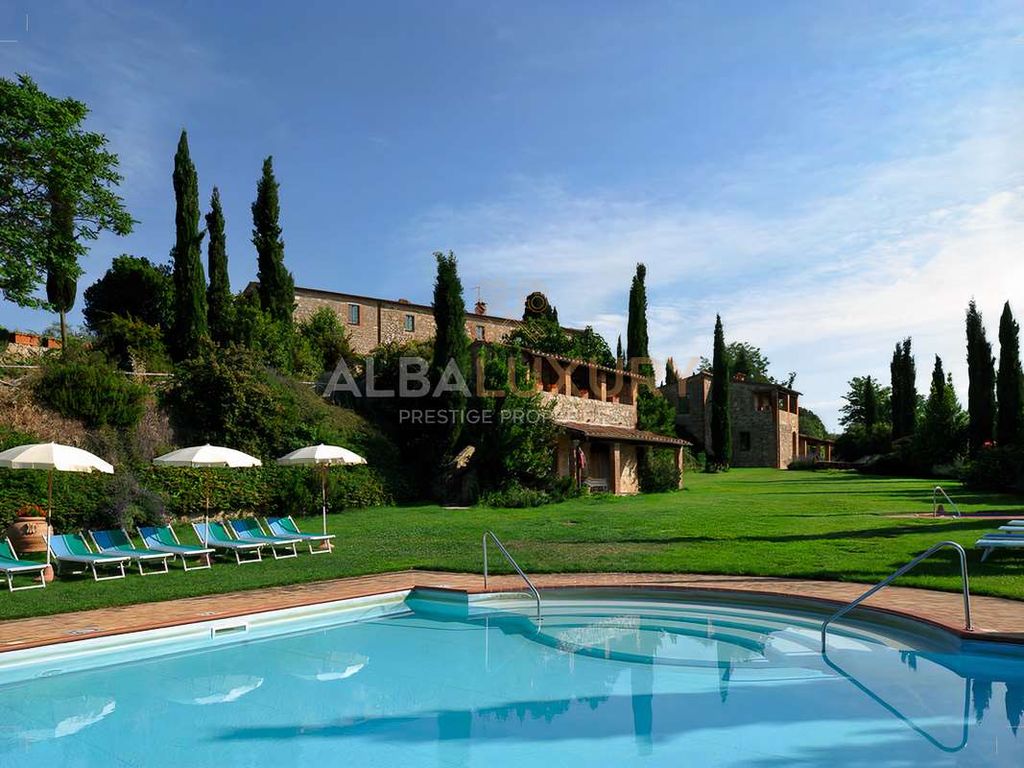 Property photo 1 of 31