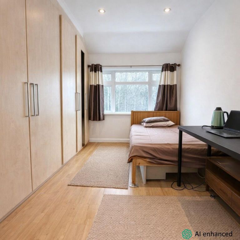 Property photo 2 of 4