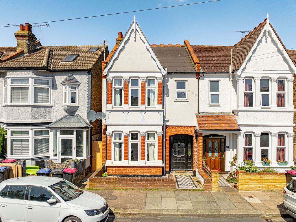 Property photo 1 of 31