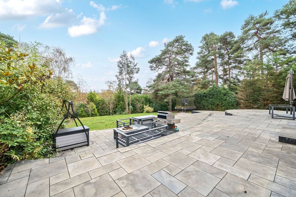 Property photo 2 of 35 Picture No. 06