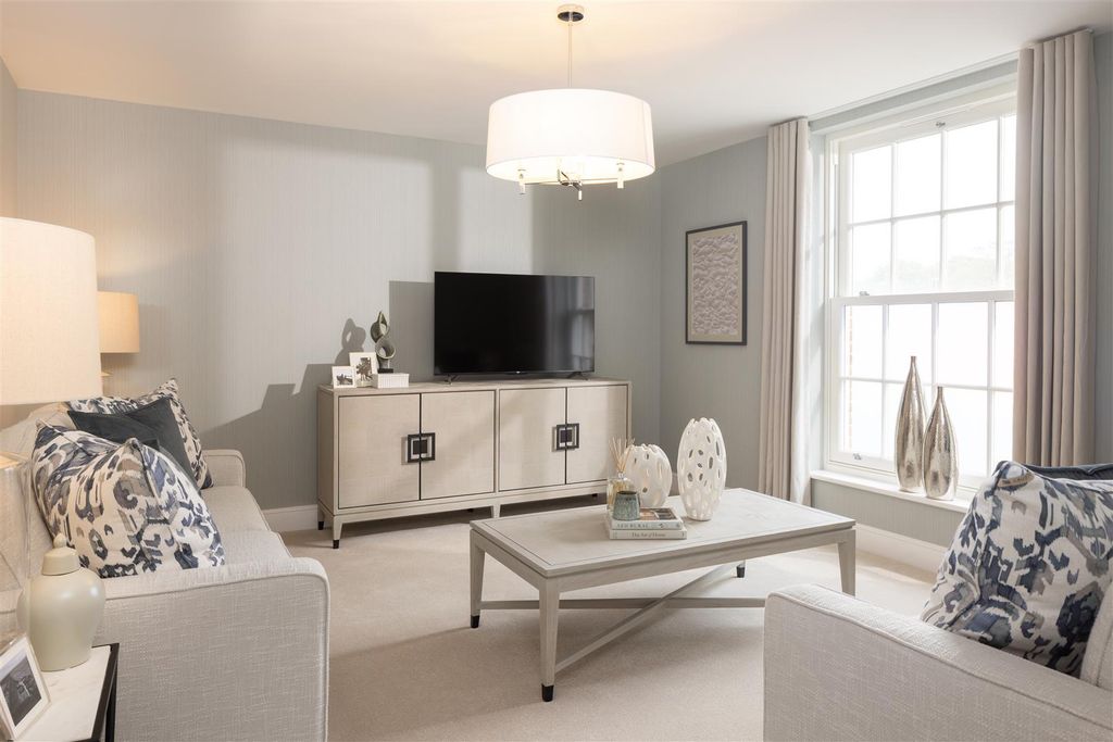 Property photo 3 of 19 A1234-001-3-Bed-House-Mountbatten-Park,-North-Badd