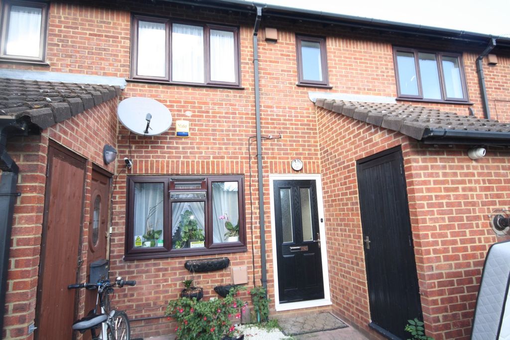 Property photo 1 of 9