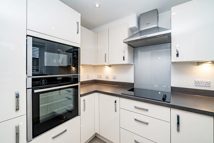 Property photo 3 of 16