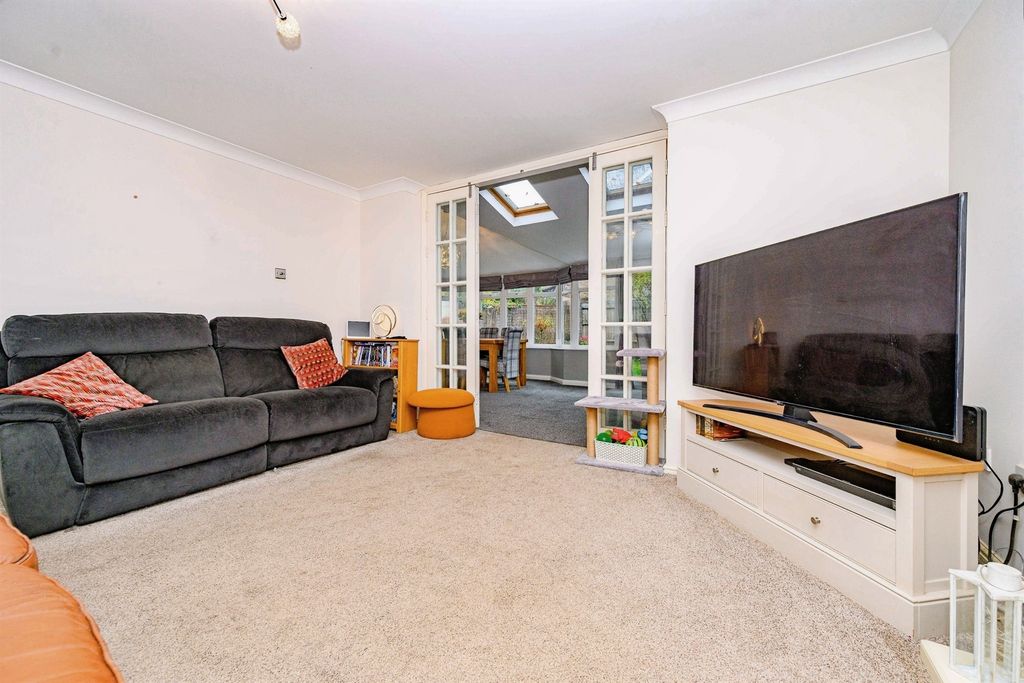 Property photo 2 of 15