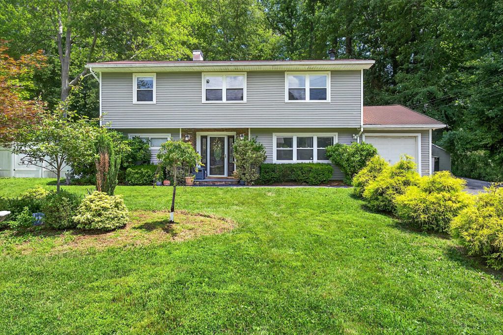 Property photo 1 of 31
