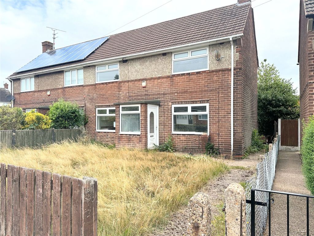 Property photo 1 of 11 Front