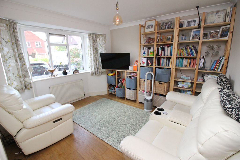 Property photo 2 of 13