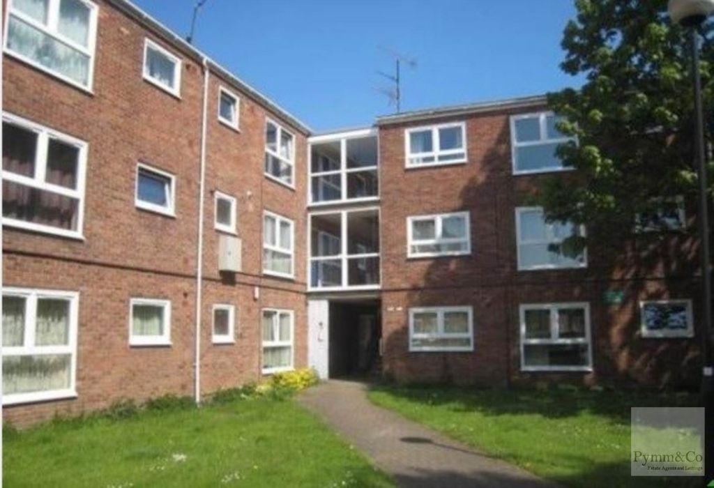 Property photo 1 of 3