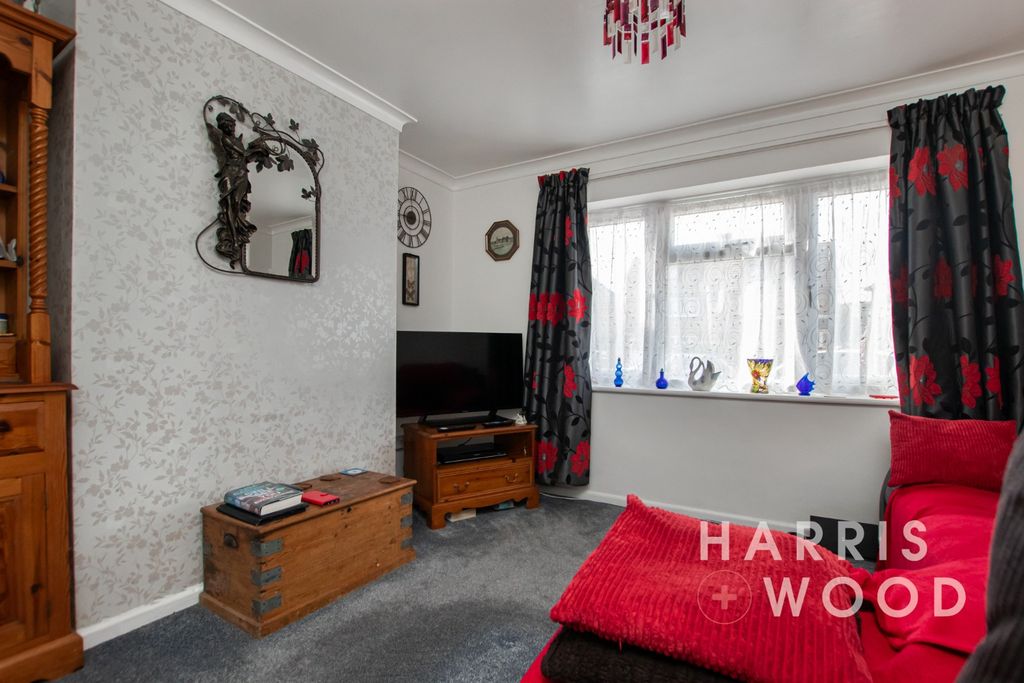 Property photo 3 of 18 4299693