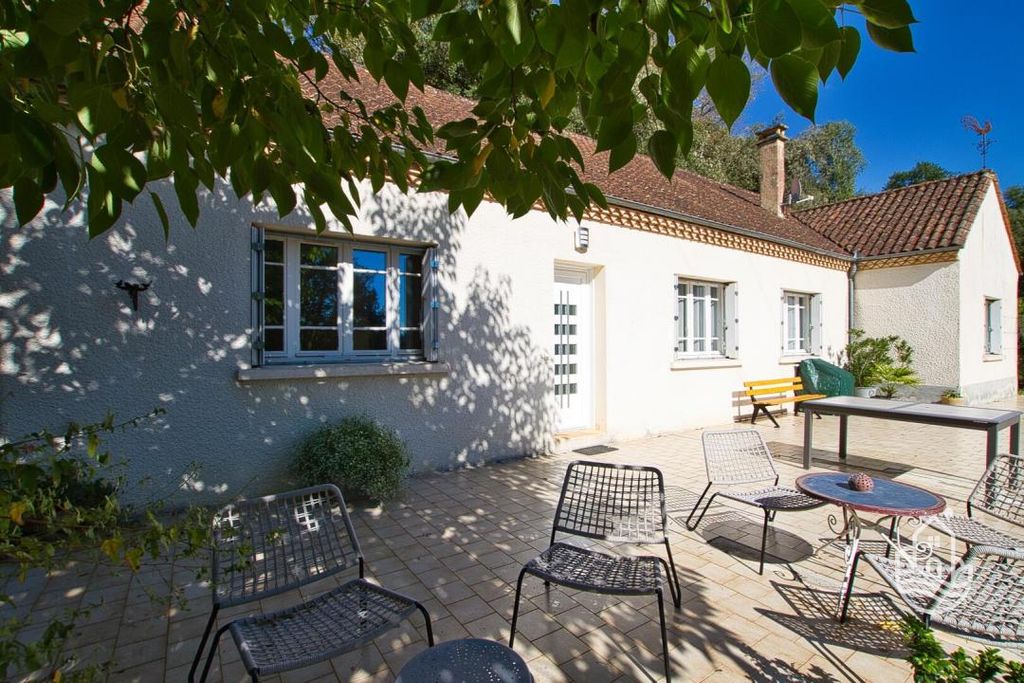 Property photo 1 of 13