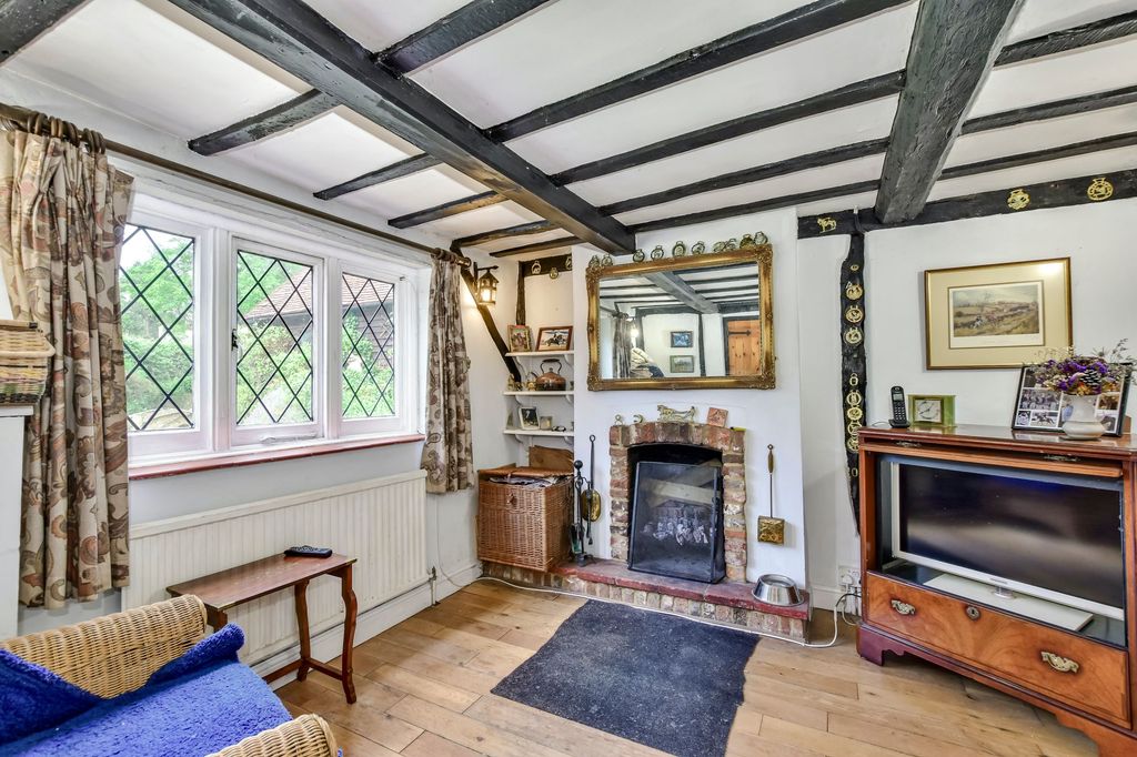 Property photo 3 of 41