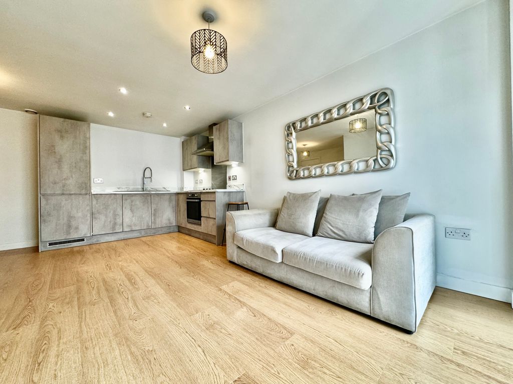 Property photo 1 of 9 Img_3527