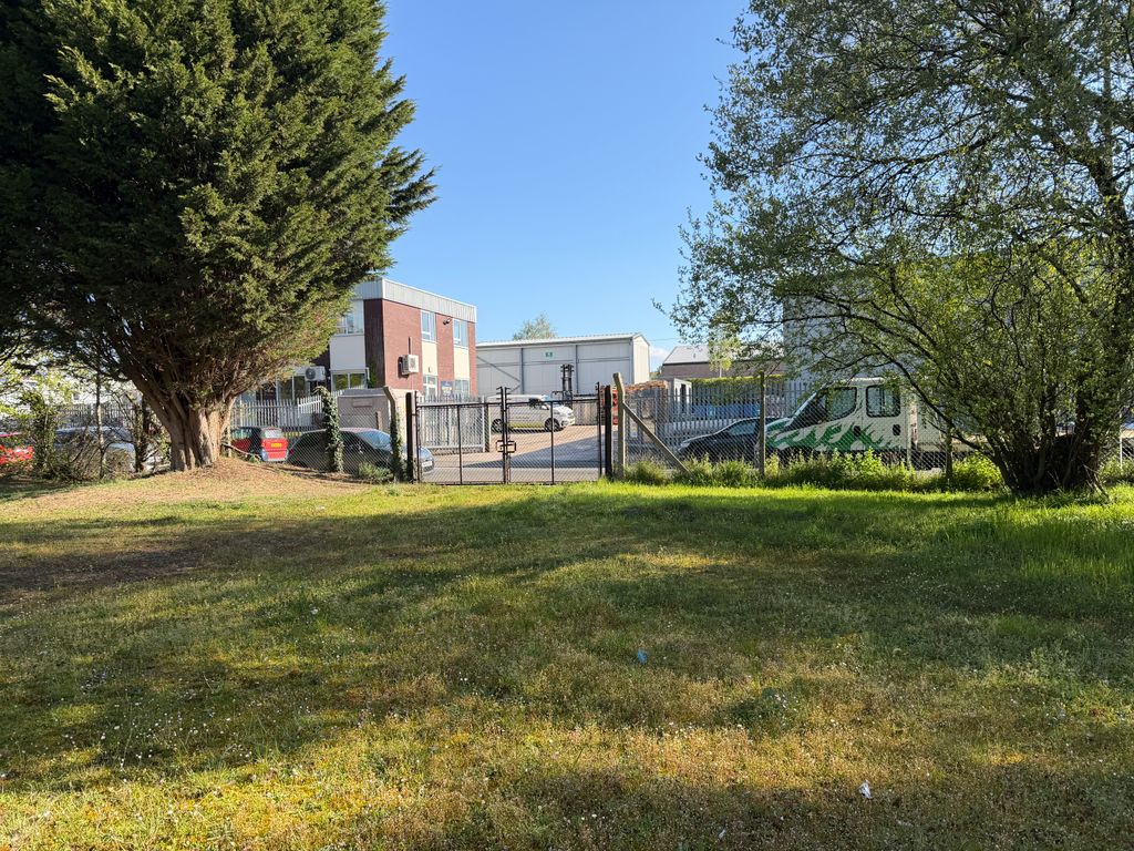 Property photo 2 of 4