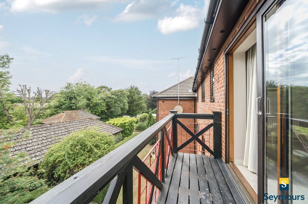 Property photo 3 of 15 Balcony